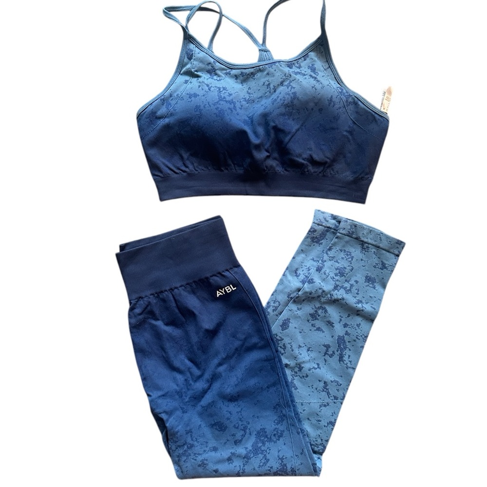 AYBL Ombré Blue Sports Bra and Leggings Set size XL